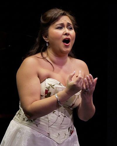 Entrevista a Judith Pezoa (soprano) y Anmel Morales (barítono).