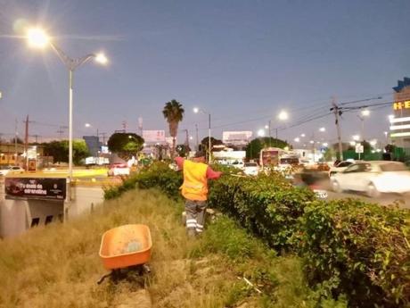 Ayuntamiento de SLP trabaja de noche para mantener limpia la ciudad Ayuntamiento de SLP trabaja de noche para mantener limpia la ciudad
