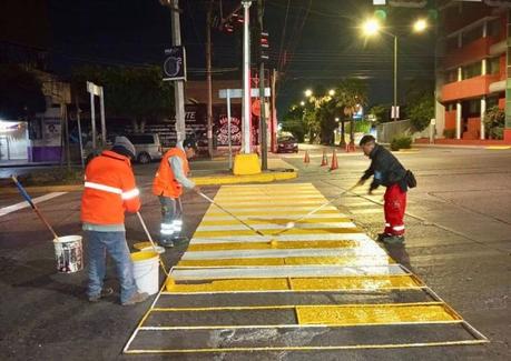 Ayuntamiento de SLP trabaja de noche para mantener limpia la ciudad Ayuntamiento de SLP trabaja de noche para mantener limpia la ciudad