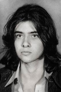 DEL POEMA DE CADA DÍA. HOY, SÍNDROME Nº 3, DE FÉLIX FRANCISCO CASANOVA DEL POEMA DE CADA DÍA. HOY, SÍNDROME Nº 3, DE FÉLIX FRANCISCO CASANOVA