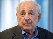 Searle falacia naturalista