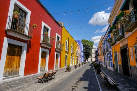 15 de las calles más coloridas del mundo para pasear Callejon de los Sapos