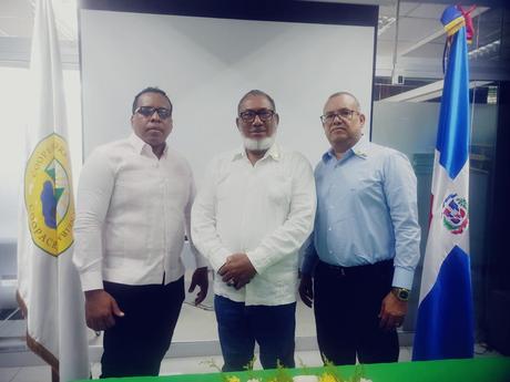 Juramentado Cecilio Del Valle gerente general de COOPACRENE Juramentado Cecilio Del Valle gerente general de COOPACRENE