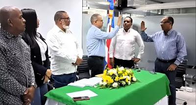 Juramentado Cecilio Del Valle gerente general de COOPACRENE Juramentado Cecilio Del Valle gerente general de COOPACRENE