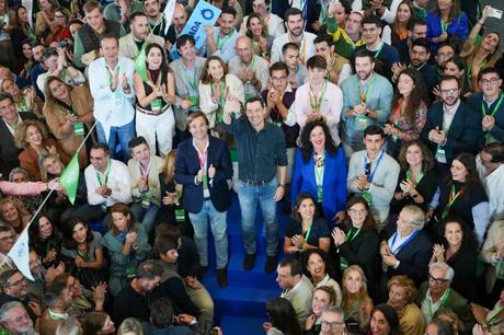 Montero reitera la «mano tendida» a Junts y exige elecciones en Valencia y no un «cierre en falso» pactado por PP y Vox Montero reitera la «mano tendida» a Junts y exige elecciones en Valencia y no un «cierre en falso» pactado por PP y Vox