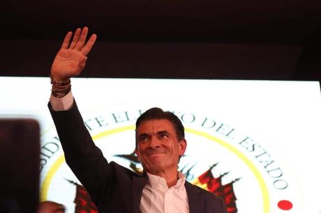 Rodrigo Paz jura su cargo como presidente de Bolivia y se propone rescatar «un país devastado»