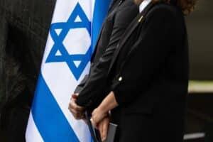 Rodrigo Paz jura su cargo como presidente de Bolivia y se propone rescatar «un país devastado» Rodrigo Paz jura su cargo como presidente de Bolivia y se propone rescatar «un país devastado»