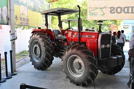 Tractores y equipamiento entregó Ricardo Gallardo al campo potosino Tractores y equipamiento entregó Ricardo Gallardo al campo potosino