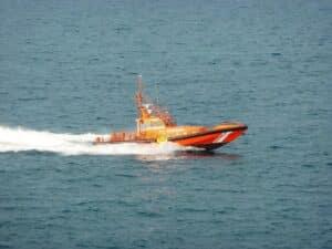 LaLiga suspende el partido entre la AD Ceuta y la UD Almería tras fallecer un aficionado en las gradas LaLiga suspende el partido entre la AD Ceuta y la UD Almería tras fallecer un aficionado en las gradas