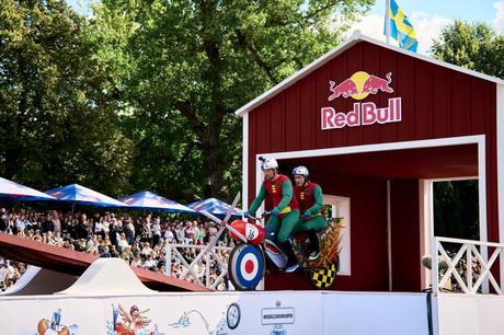 Lo que no sabes de la divertida competencia que llega por primera vez a Chile: Red Bull Al Agua Pato Lo que no sabes de la divertida competencia que llega por primera vez a Chile: Red Bull Al Agua Pato