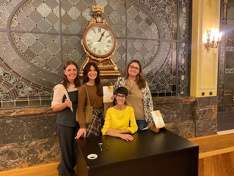 BLOGSSIPGIRL Y LA HISTORIA DE UN PROCESO CREATIVO. PRESENTACIÓN DE LA ESENCIA, MI LIBRO.  EN CAJA RURAL DE ARAGÓN