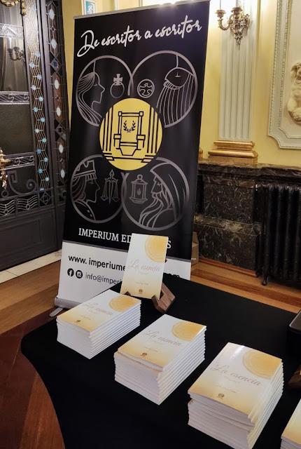 BLOGSSIPGIRL Y LA HISTORIA DE UN PROCESO CREATIVO. PRESENTACIÓN DE LA ESENCIA, MI LIBRO.  EN CAJA RURAL DE ARAGÓN