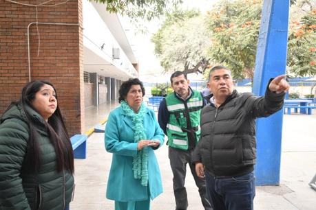Alcalde Navarro Muñiz entrega módulo de uso sanitario en Secundaria Graciano Sánchez