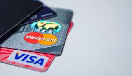 Trucos para evitar bloqueos bancarios cuando viajas al extranjero Trucos para evitar bloqueos bancarios cuando viajas al extranjero