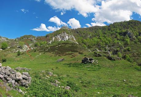 De La Redondina a Tajadura (LA AGRESTE PEÑAMELLERA PARTE II) Ascenso hacia Concha los Aguaseles