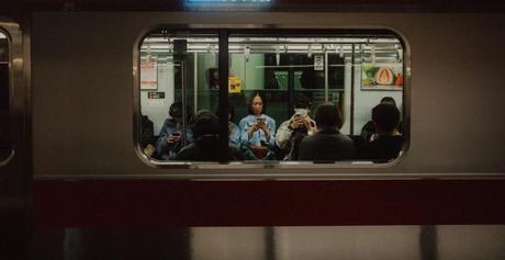 ¿Dónde guardar el dinero y las pertenencias personales durante un viaje?