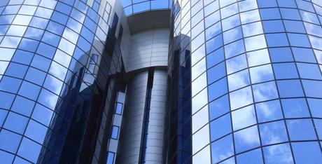 ¿Dónde guardar el dinero y las pertenencias personales durante un viaje?