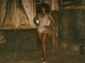 Nina Raku versiona Quiero Santa