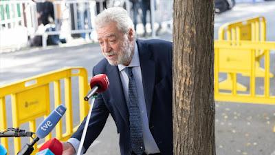 M.A.R interpreta a Jack Nicholson.