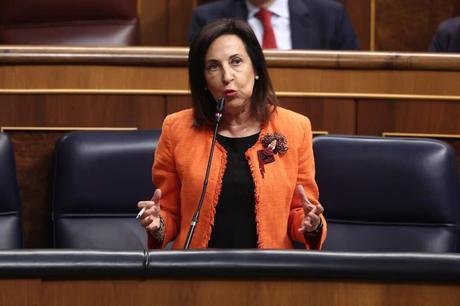 Miles de personas desfilan hasta San Mamés para exigir «el fin del genocido» antes del encuentro Euskadi-Palestina Miles de personas desfilan hasta San Mamés para exigir «el fin del genocido» antes del encuentro Euskadi-Palestina