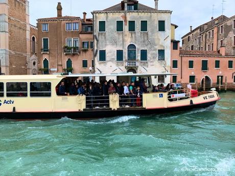 Recorriendo Venecia: Viajando en Vaporetto. 43D1E990-1068-4FAA-97BA-32B298B48E4C.jpeg