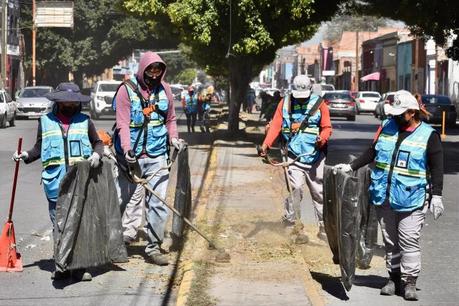 Servicios Municipales refuerza limpieza y mantenimiento en espacios públicos de San Luis Capital Servicios Municipales refuerza limpieza y mantenimiento en espacios públicos de San Luis Capital