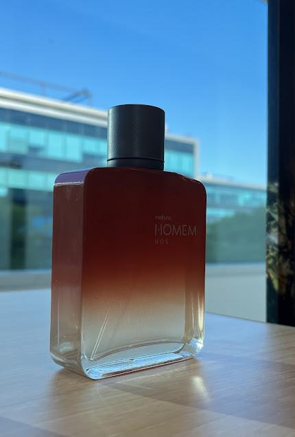 natura perfumes humor kayac lanzamiento de Alta Perfumería Essencial y Homem para hombres y mujeres y humor  Alta Perfumeria