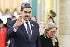 Trump afirma que «probablemente» hablará con Maduro «en algún momento» Trump afirma que «probablemente» hablará con Maduro «en algún momento»