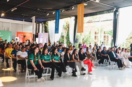 Más allá de los ganadores: 4 equipos que también brillaron en Samsung Solve for Tomorrow 2025 Más allá de los ganadores: 4 equipos que también brillaron en Samsung Solve for Tomorrow 2025