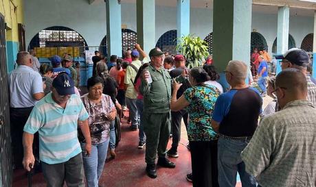 Venezolanos votarán el 23 de noviembre para decidir obras que desean.
