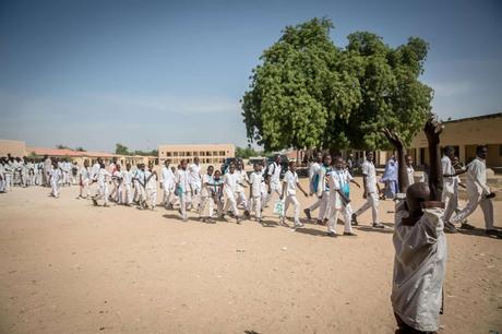 UNICEF reclama la liberación «inmediata» de las alumnas secuestradas en un ataque contra una escuela en Nigeria