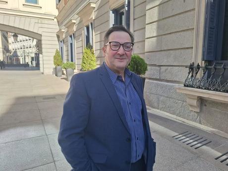 Cuatro titulares de líneas eléctricas, investigados por la muerte de 45 aves protegidas en Ávila Cuatro titulares de líneas eléctricas, investigados por la muerte de 45 aves protegidas en Ávila