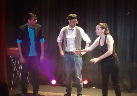 Súper Superstición de Magia Majara: la magia que convierte la mala suerte en carcajadas (y sin necesidad de amuletos) Súper Superstición de Magia Majara: la magia que convierte la mala suerte en carcajadas (y sin necesidad de amuletos)