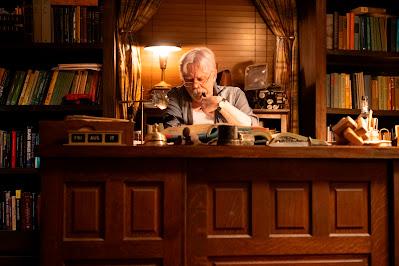 La vida de Chuck; Exaltación de lo humano