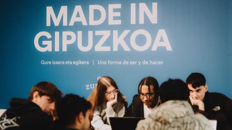 CYBERFRONT reúne en Anoeta a jóvenes y emprendedores en una segunda jornada práctica que refuerza la apuesta de Donostia por la ciberseguridad CYBERFRONT reúne en Anoeta a jóvenes y emprendedores en una segunda jornada práctica que refuerza la apuesta de Donostia por la ciberseguridad