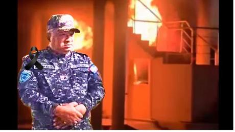 Misterio rodea incendio de cuartel que causó muerte de coronel. Misterio rodea incendio de cuartel que causó muerte de coronel.