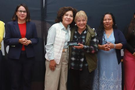 DIF Municipal entrega más de 490 lentes en la 10ª jornada de la Ruta de la Salud 2.0 DIF Municipal entrega más de 490 lentes en la 10ª jornada de la Ruta de la Salud 2.0