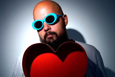 Pepe Cosme estrena ‘Caja con forma de corazón’, un disco de rock oscuro e introspectivo