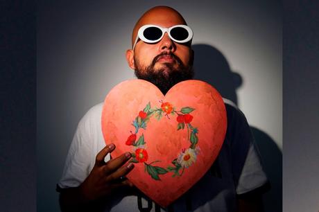 Pepe Cosme estrena ‘Caja con forma de corazón’, un disco de rock oscuro e introspectivo