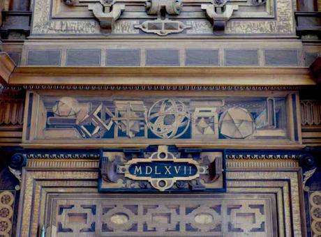 Los poliedros en el Monasterio de San Lorenzo de El Escorial