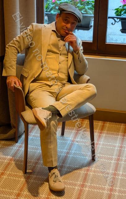 ZENET: 'LAS MANOS Y LA VOZ'