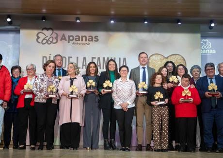 Apanas celebra su XIII Día de Familia con el reconocimiento a la labor de administraciones, empresas y entidades