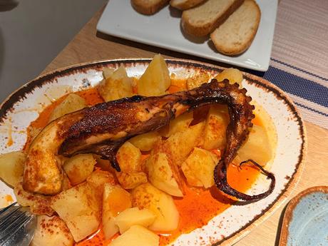 Restaurante La Flor de Galicia, en Madrid (España) Restaurante La Flor de Galicia, en Madrid (España)