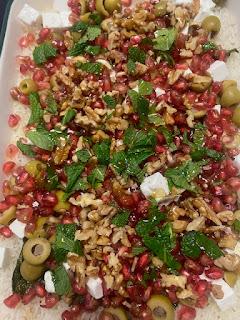 ARROZ AL HORNO CON GRANADA, ACEITUNAS, QUESO