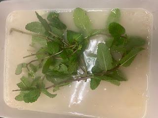 ARROZ AL HORNO CON GRANADA, ACEITUNAS, QUESO