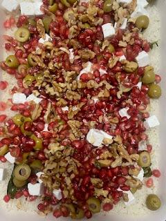 ARROZ AL HORNO CON GRANADA, ACEITUNAS, QUESO