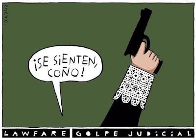 Carlos Mazón, uno más en el universo derechista, nunca estuvo solo. Carlos Mazón, uno más en el universo derechista, nunca estuvo solo.