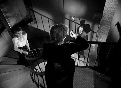 La escalera de caracol  + Vermiglio  + ni GUAU ni MIAU