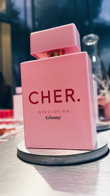 dieciocho de cher perfume notas glossy glitter a que huele spritz lanzamiento 2025 ideal para el verano farmacity precio