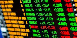 Columna de Juan Martorano Edición 441: Miren con lo que nos hemos topado: Despliegue militar de EEUU en el Caribe impulsa repunte de bonos venezolanos en mora, según Bloomberg